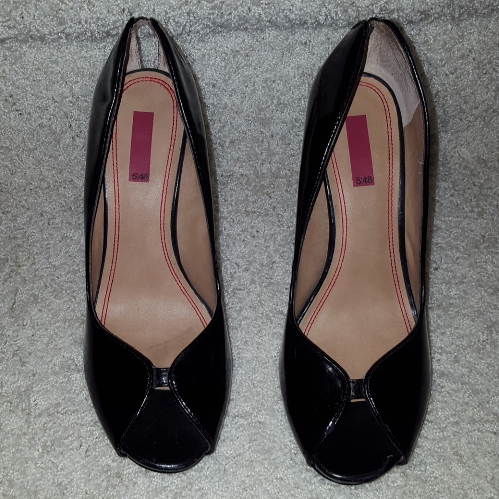 Saks 548 Peep Toe Heels