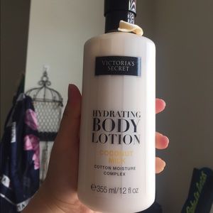 DISCONTINUING VICTORIAS SECRET LOTION