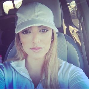 Meet your Posher, Miriam