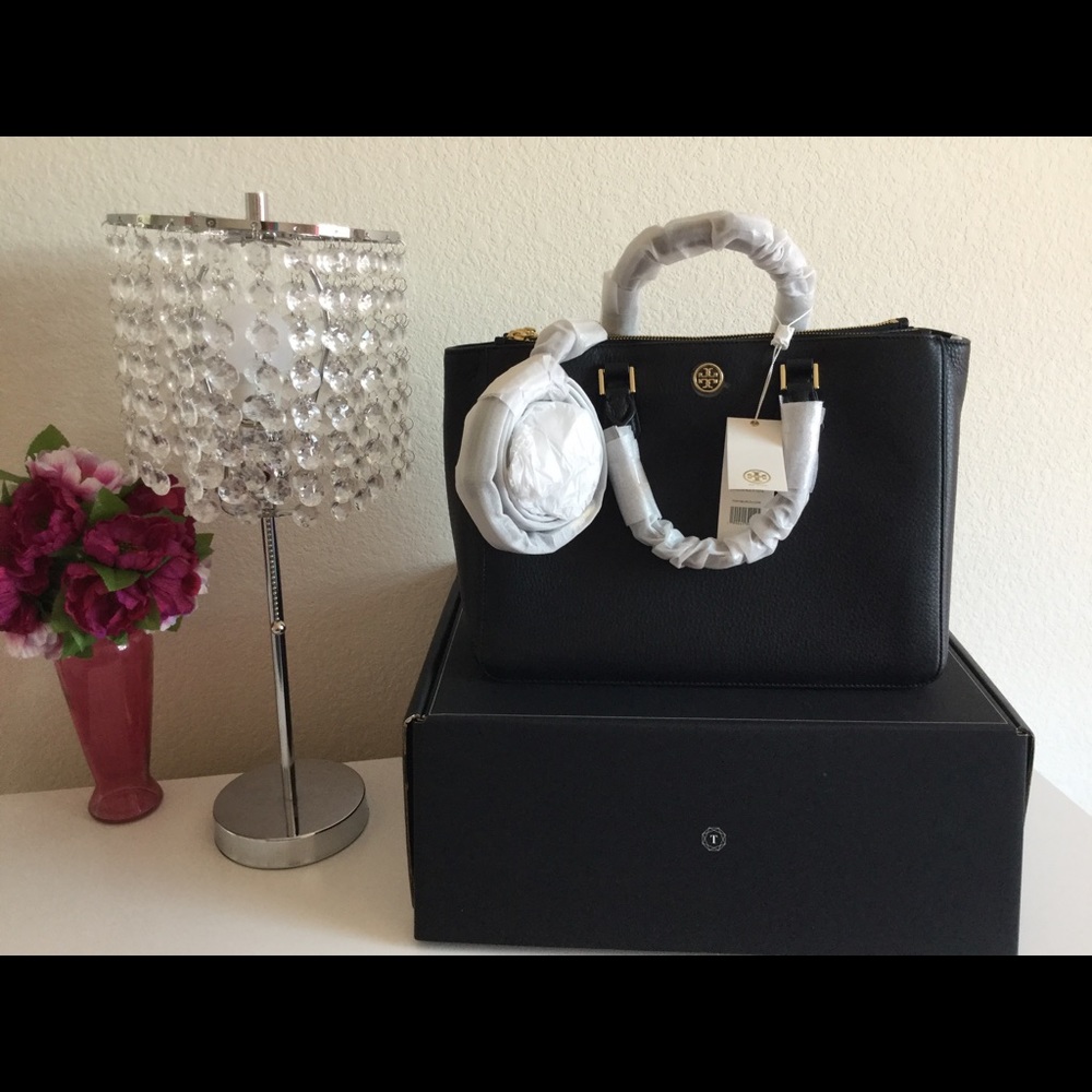 SOLD 🌺NWT TORY BURCH🌺 SOLD