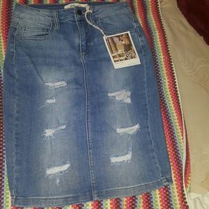 Denim skirt