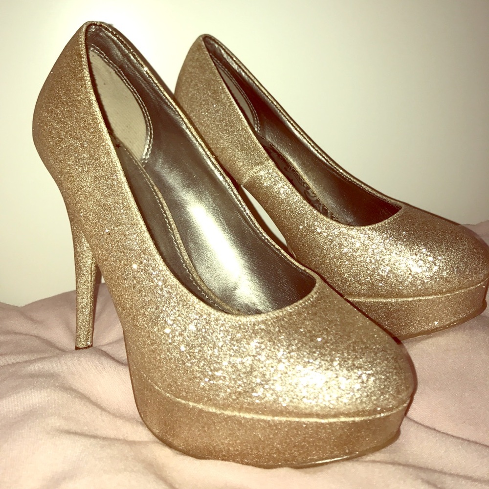 Gold 👠