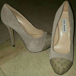 Suede Pumps