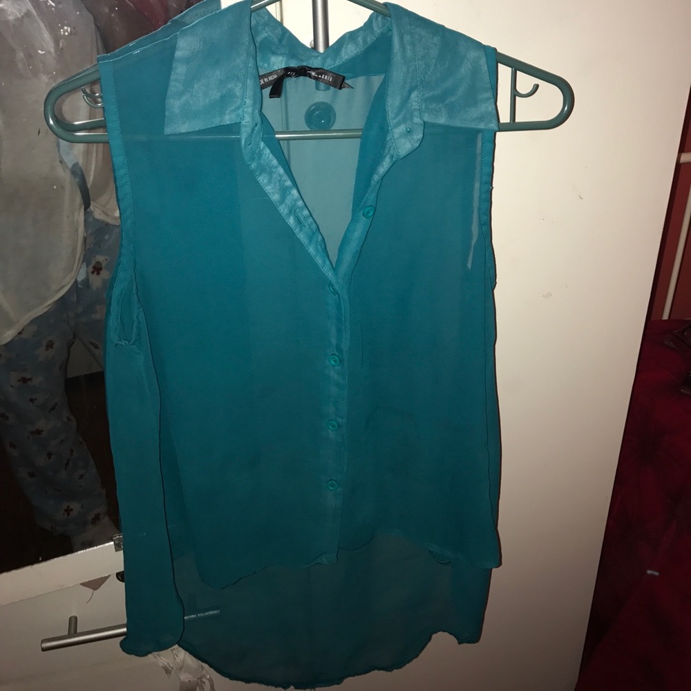 Teal tank top blouse worn x 4 price is negotiable