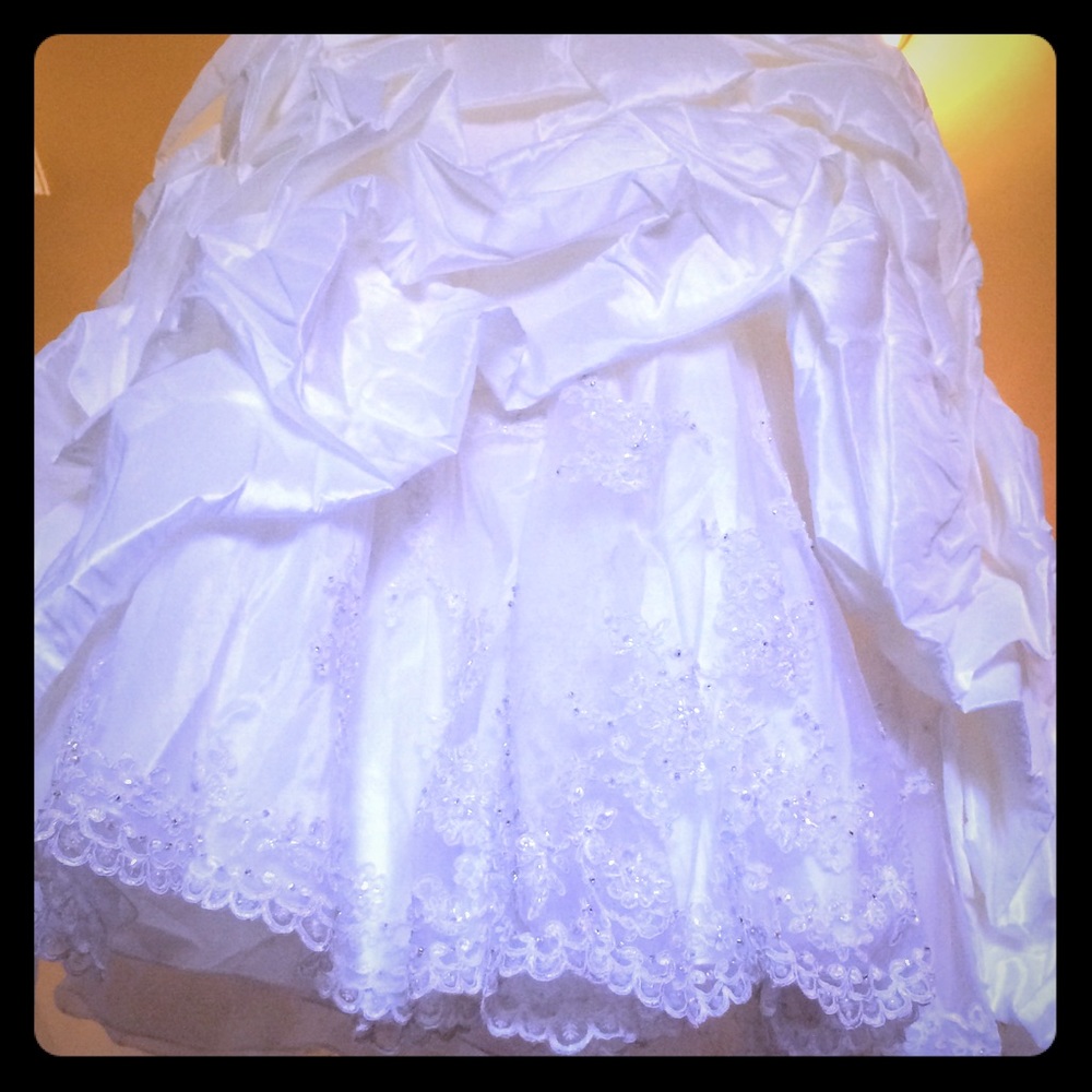 Brand new wedding dress