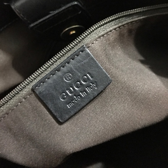 Gucci "Sukey" Medium Tote - Picture 4 of 8
