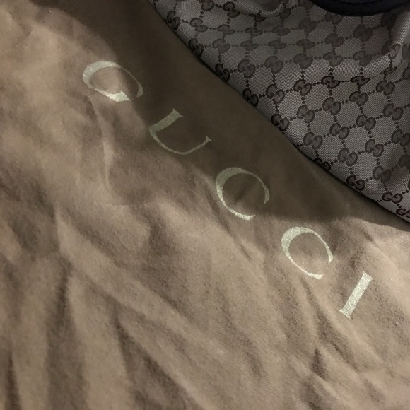 Gucci "Sukey" Medium Tote - Picture 8 of 8