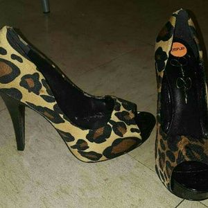 Cheetah Pumps