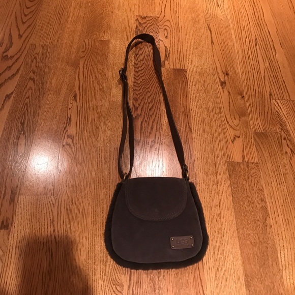 Ugg purse - Picture 1 of 4
