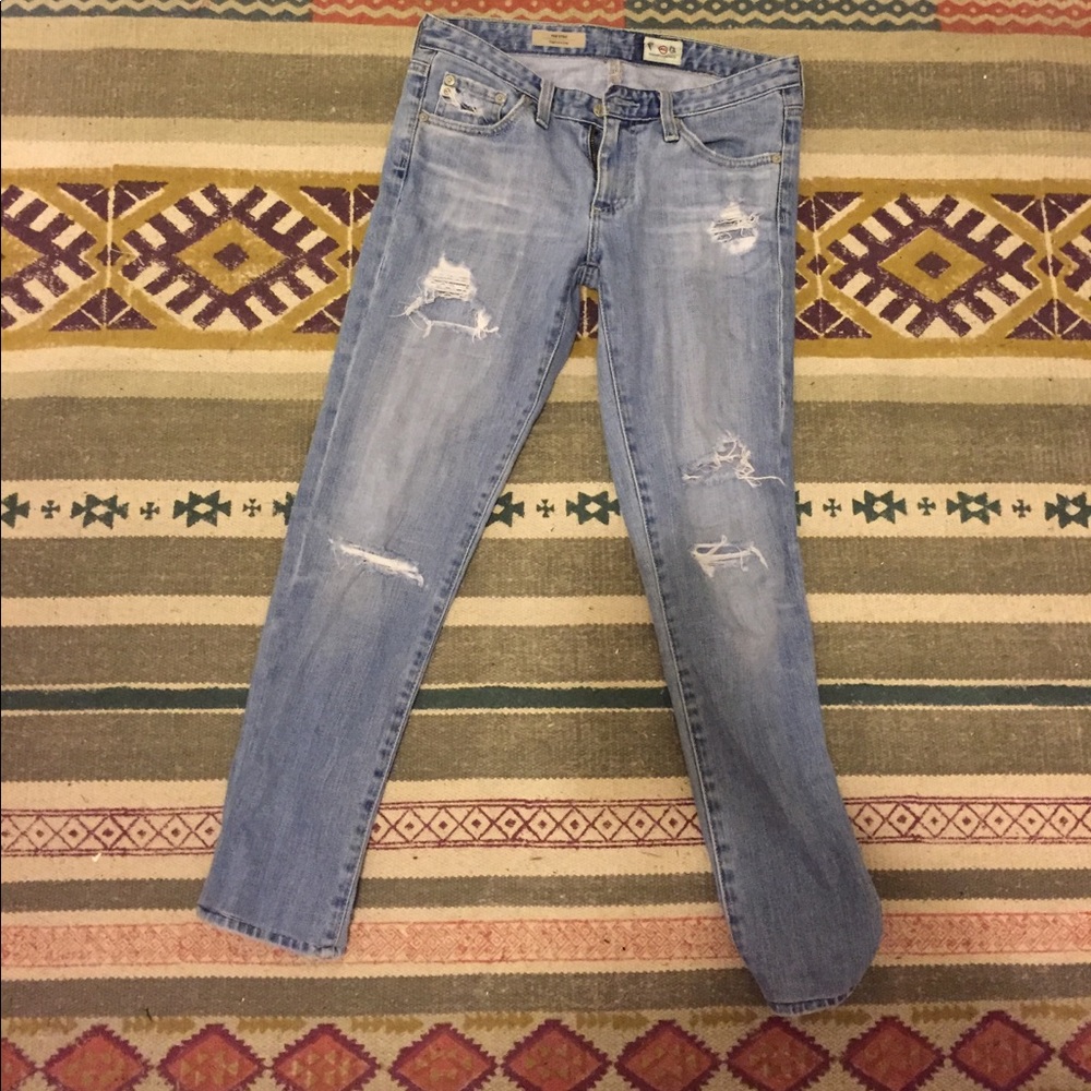 AG cropped ripped light wash jeans sz 26