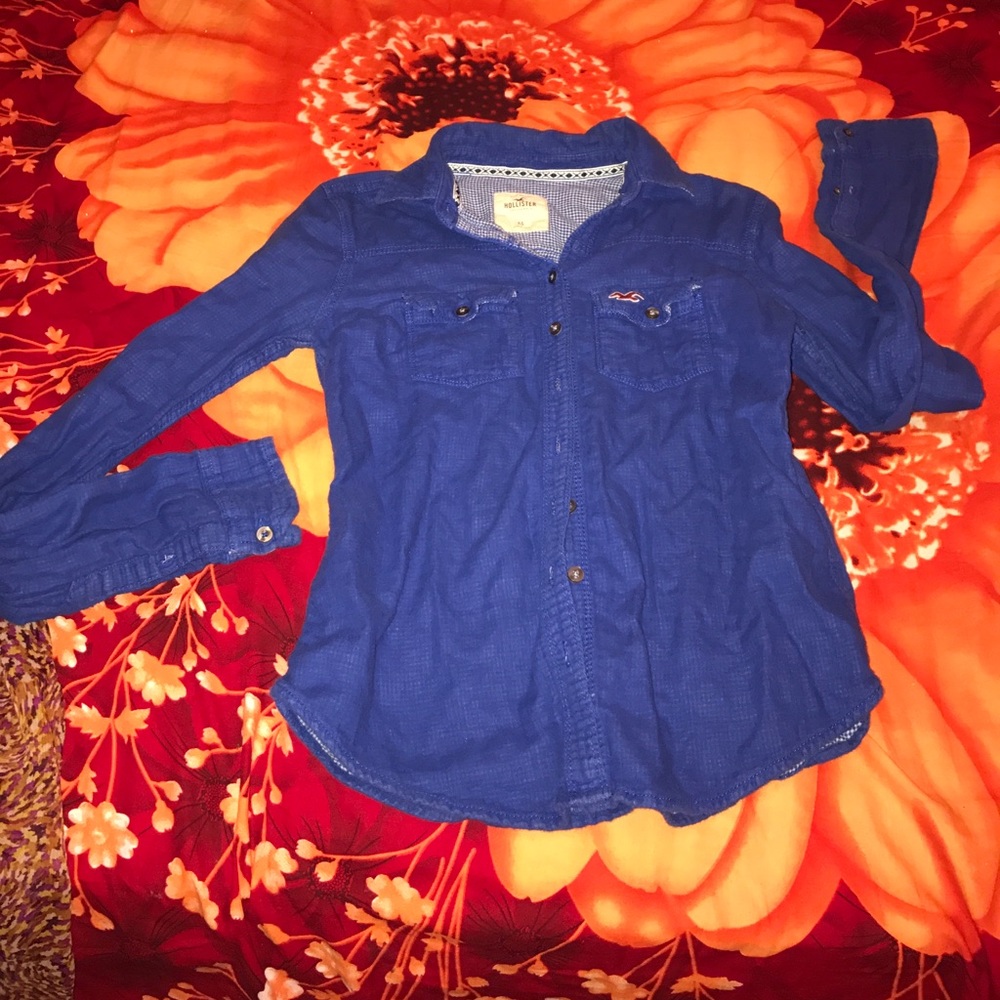 Hollister royal blue top
