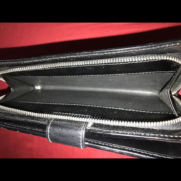 Gucci Continental Wallet - Picture 3 of 5