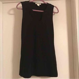 Sleeveless tunic top