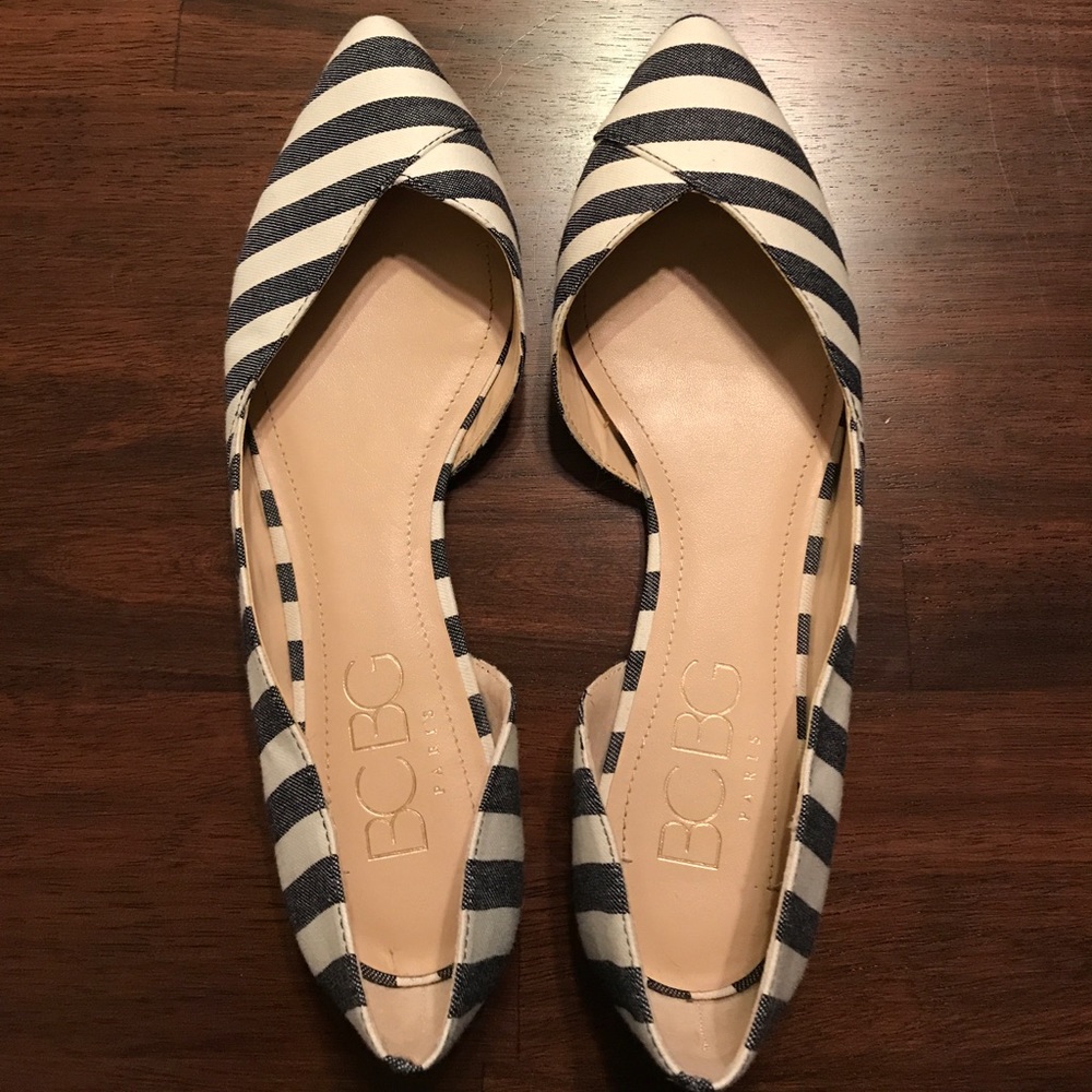 BCBG navy and white strip flats