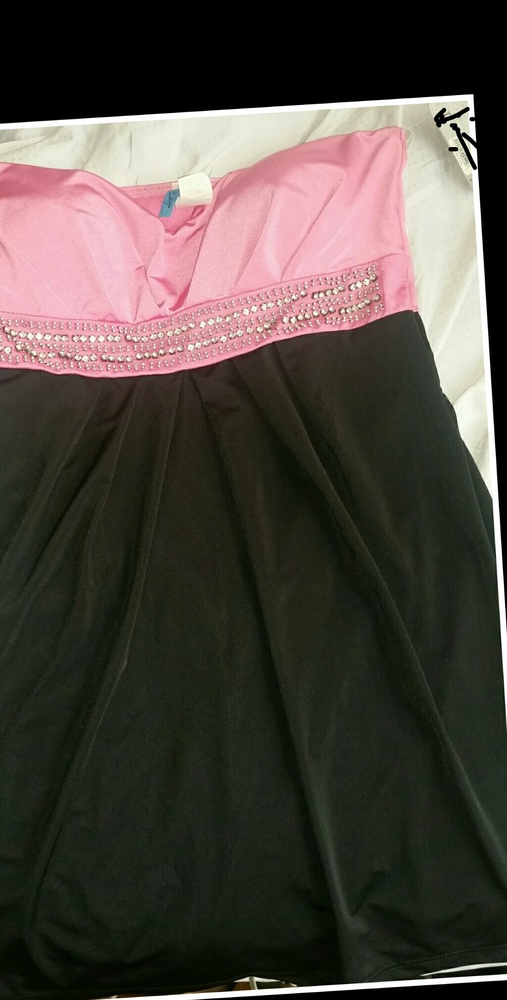Juniors Sz Lrg dress -NWT