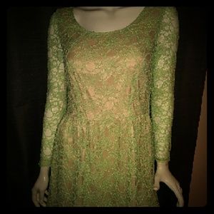 Women vintage lace dress sz 6 Tahari Arthur S Levi