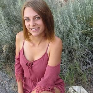 Meet your Posher, Natalie