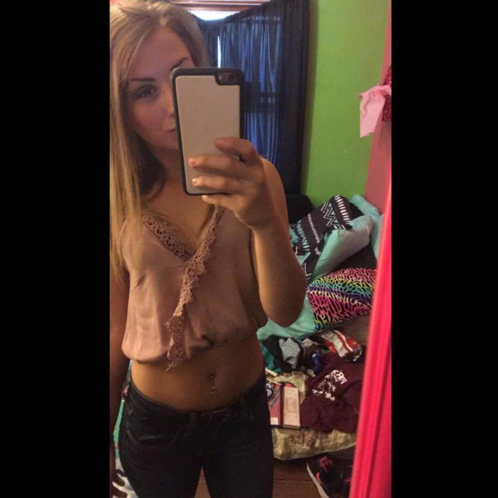 Meet your Posher, Brianna