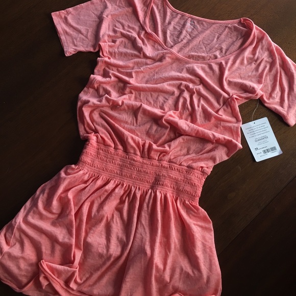 Athleta Dresses & Skirts - Athleta Coral sundress XS