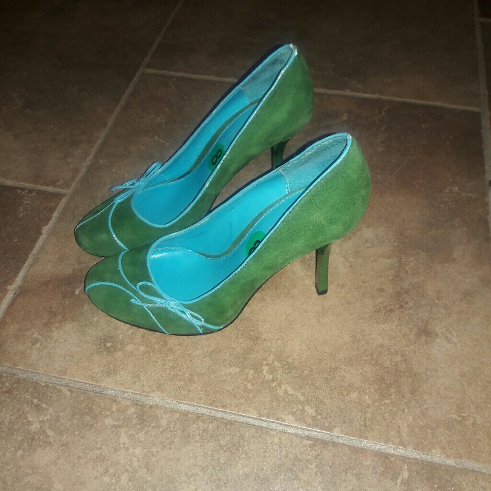 Nwt green suede and light blue shoes