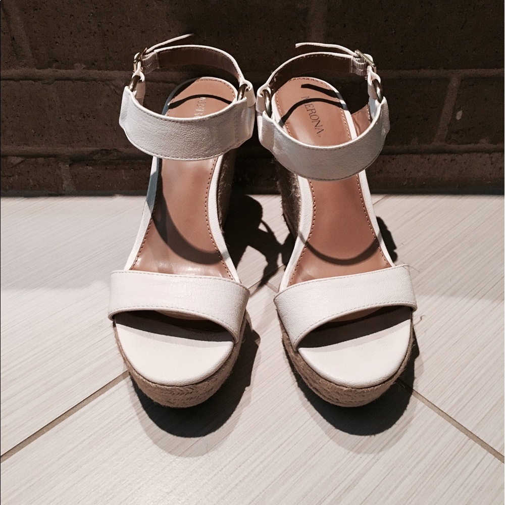 White open toed wedges