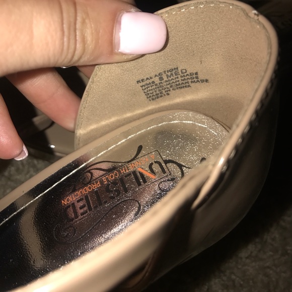 Heels - Picture 2 of 2