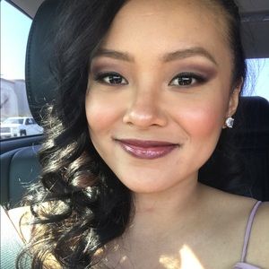 Meet your Posher, Ysa