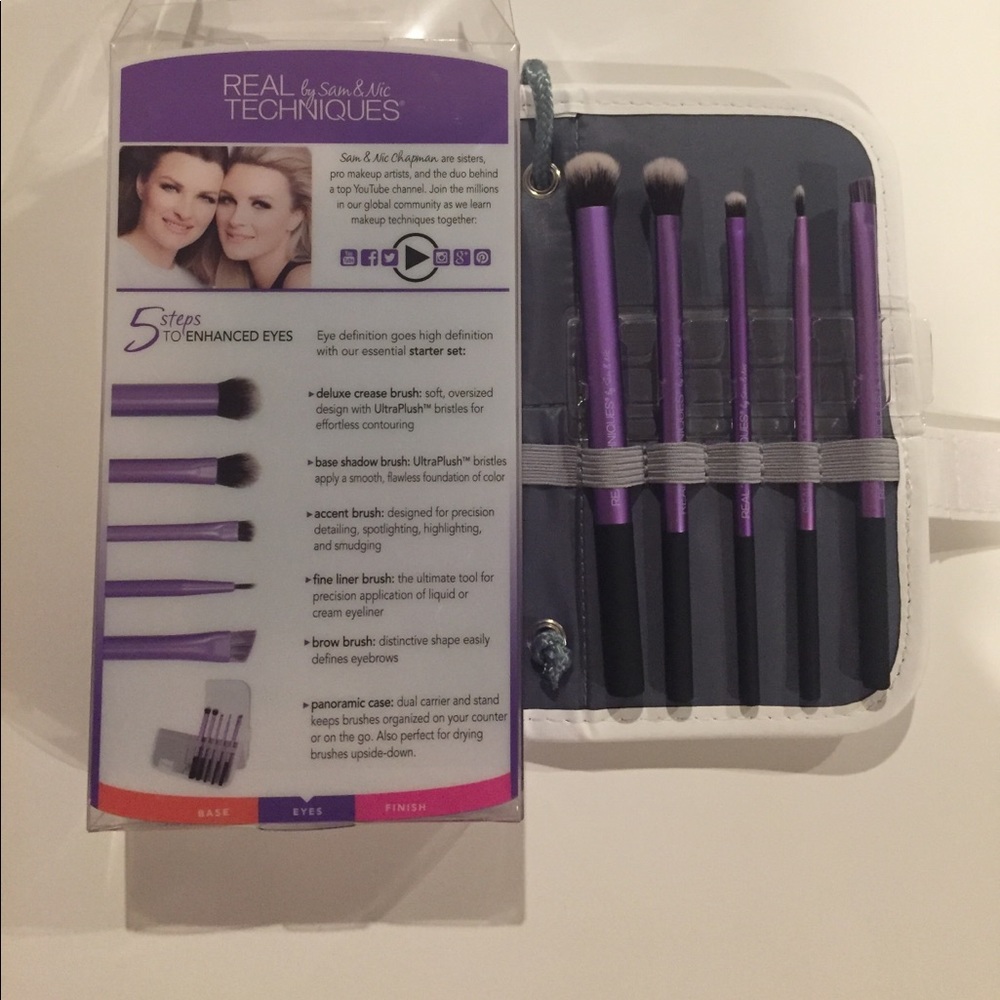 Brush make up, Real Techniques.