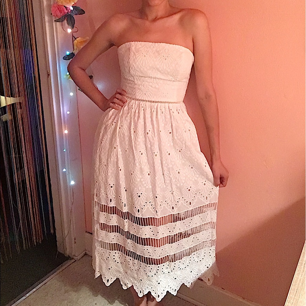 Strapless Bebe Dress in white.