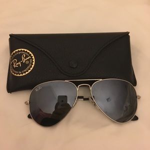 Authentic ray-ban aviators with case