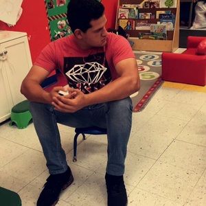 Meet your Posher, Alejandro