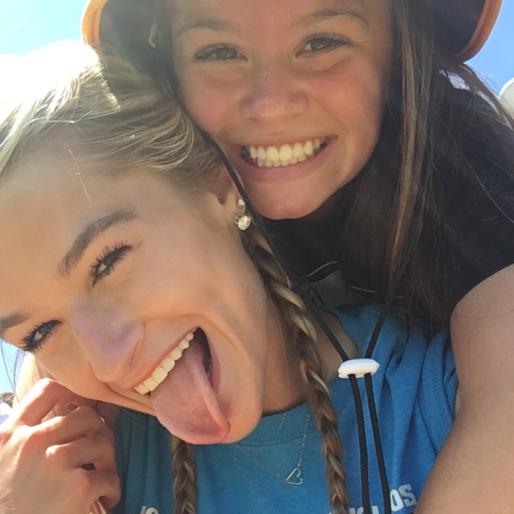 Meet your Posher, Lauren