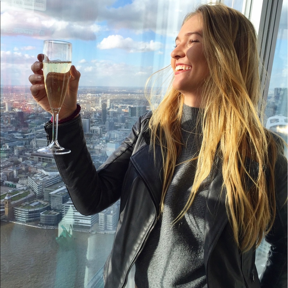 Meet your Posher, Jessica!