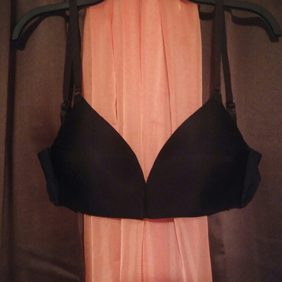 Victoria Secret black bra. - Picture 1 of 2