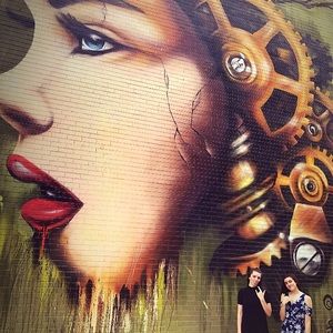 Meet your Posher, Chloe