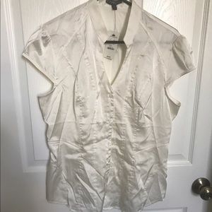Express cap sleeve ivory satin burton up shirt