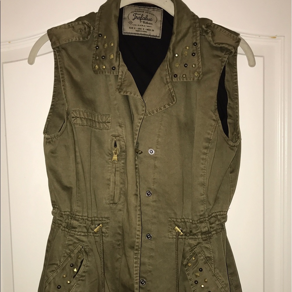 Zara vest