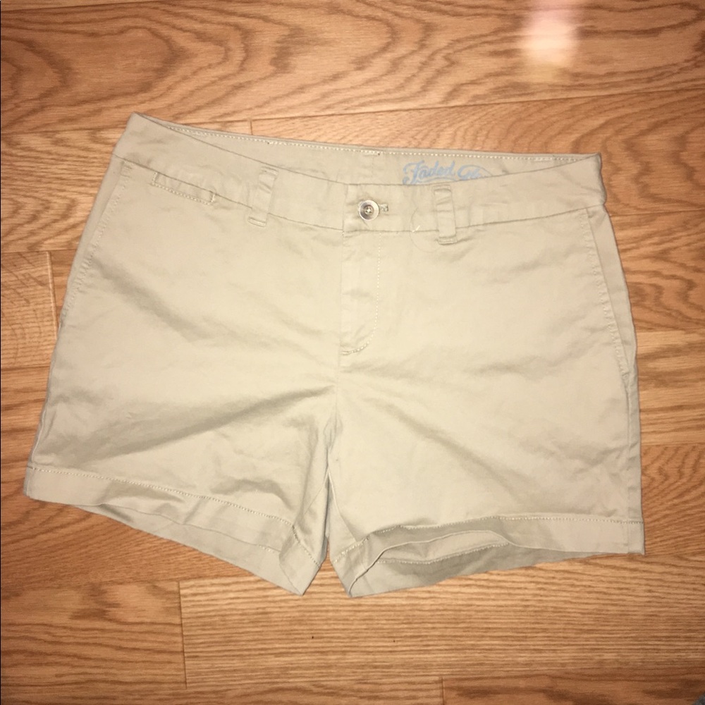 🍦KHAKI SHORTS🍦