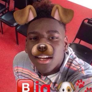 Meet your Posher, Dee