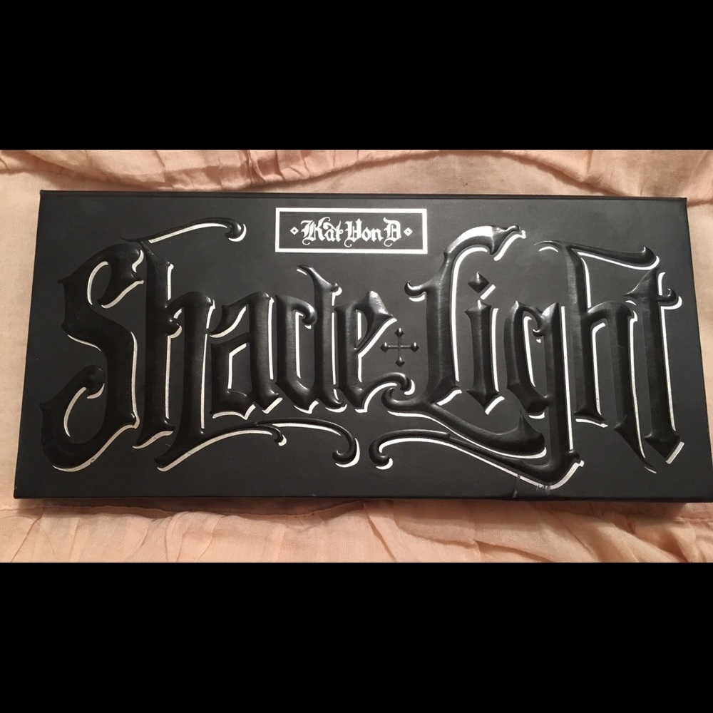 Kat Von D Shade & Light Palette 🖤💋