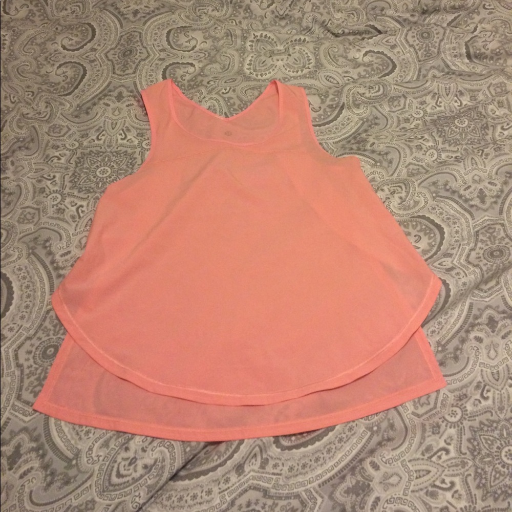 Lululemon tank perfect for summer easy breezy!