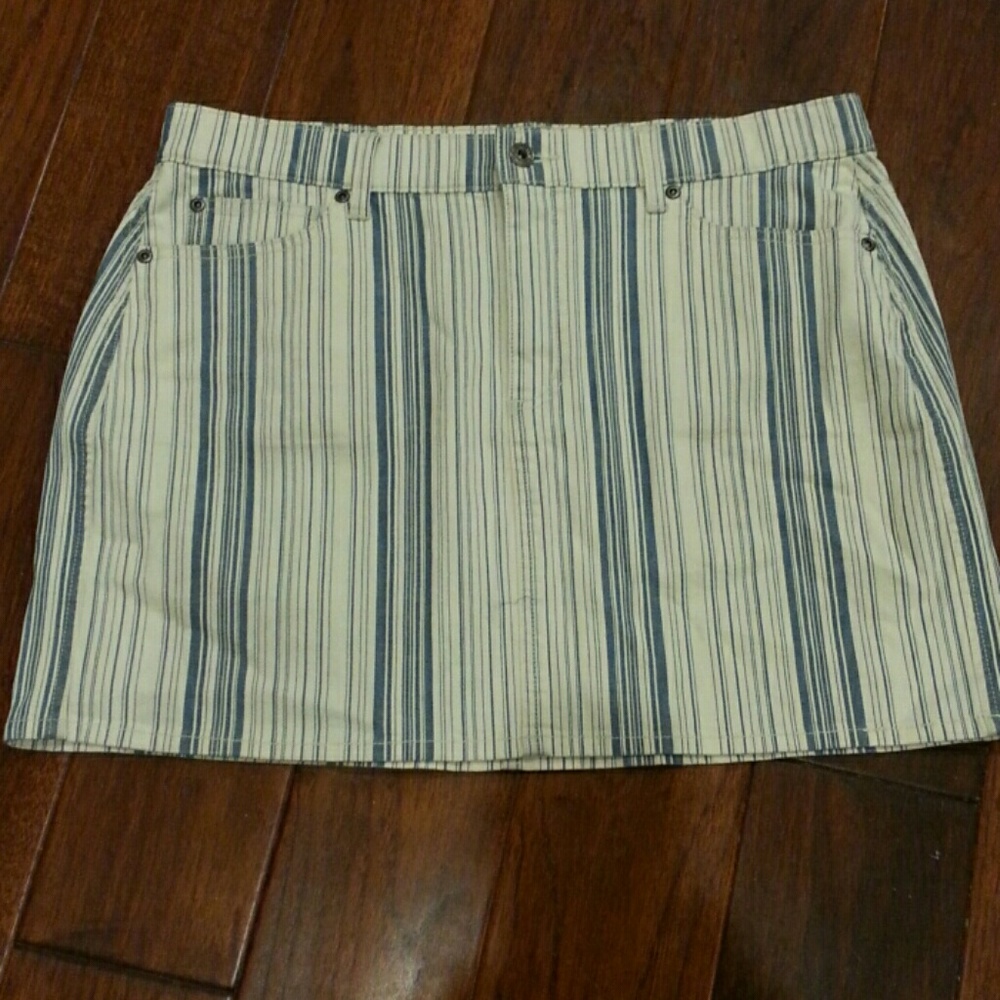 Two by Vince Camuto denim mini-skirt plus size NWO