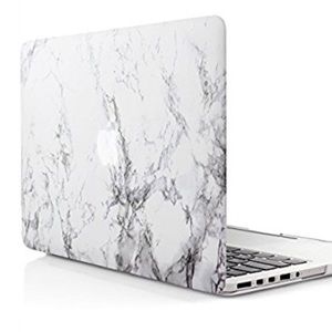 Marble snap on MacBook case