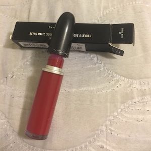 Mac "Dance with me" Retro Matte Lip tint lipgloss