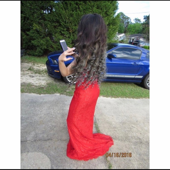 Prom dress - Picture 2 of 2