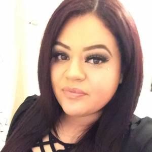 Meet your Posher, Karina