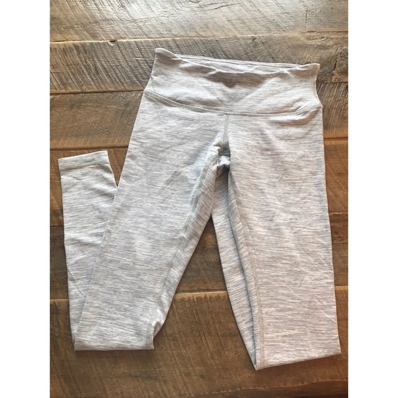 Lululemon We are From Space NB - Picture 2 of 2