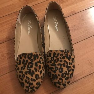 Leopard flats