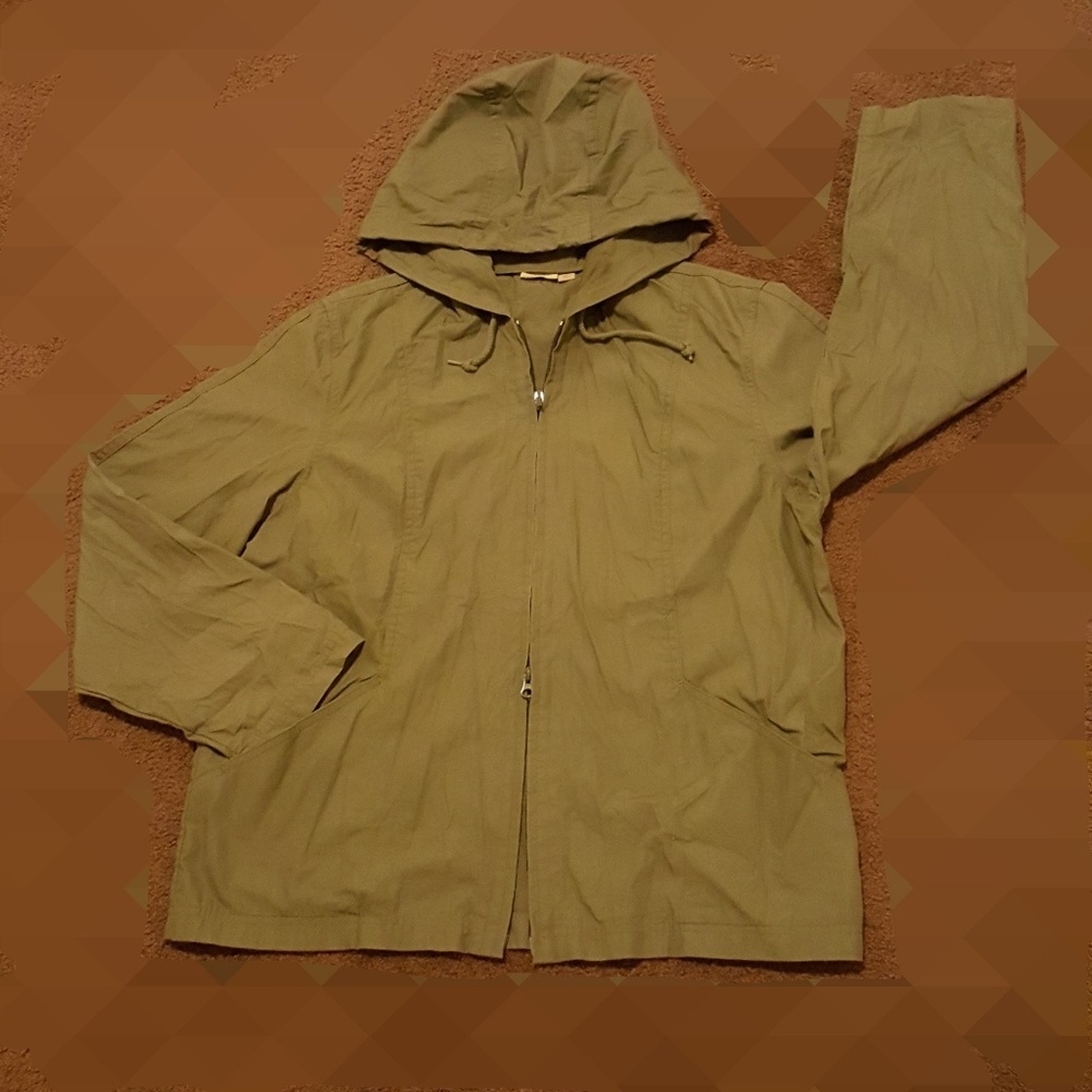 Olive Green Caslon Large  Lightweight Hooded Coat