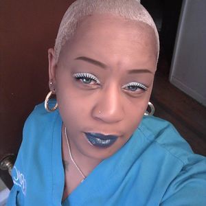 Meet your Posher, Antoinette